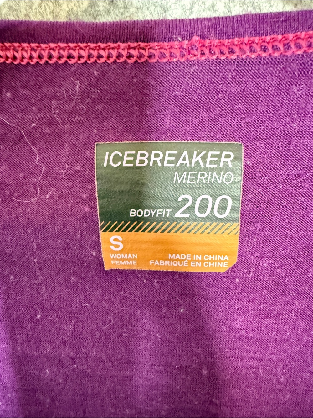 icebreaker Bodyfit 200 Merino Wool Long Sleeve Pink Ombre Baselayer Top S - Picture 3 of 7